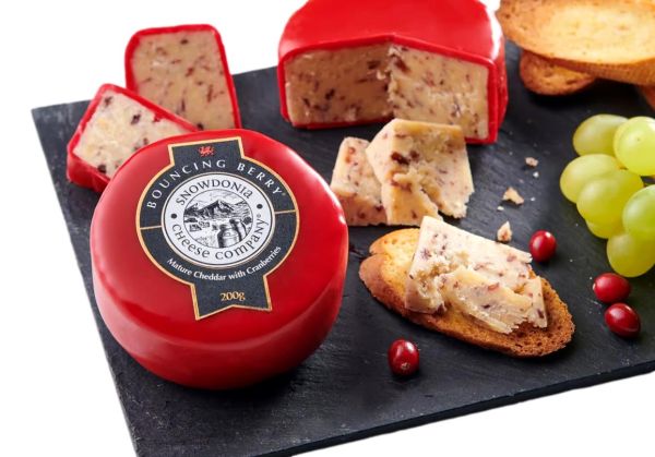 Τυρί Cheddar με Cranberries